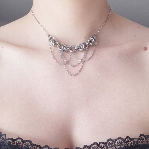 Gothic victorian princess silver chandelier chain mail choker necklace - Picture 6 of 7